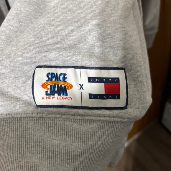 Tommy Hilfiger x Bugs Bunny - Picture 4 of 4
